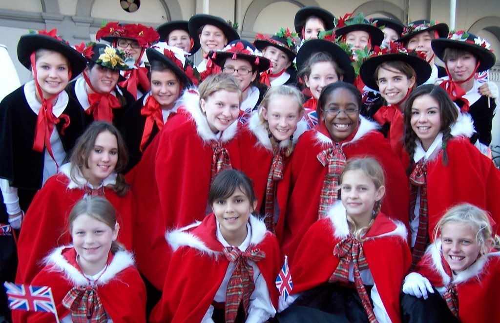 Dickens Girls full group 08